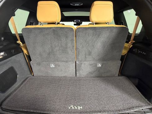 Used 2023 Jeep Grand Cherokee L Summit w/ Advanced Protech Group IV image 32