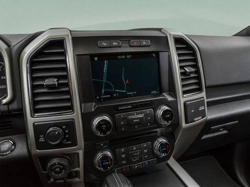 Used 2019 Ford F150 King Ranch w/ Equipment Group 601A Luxury AWD/4WD image 28
