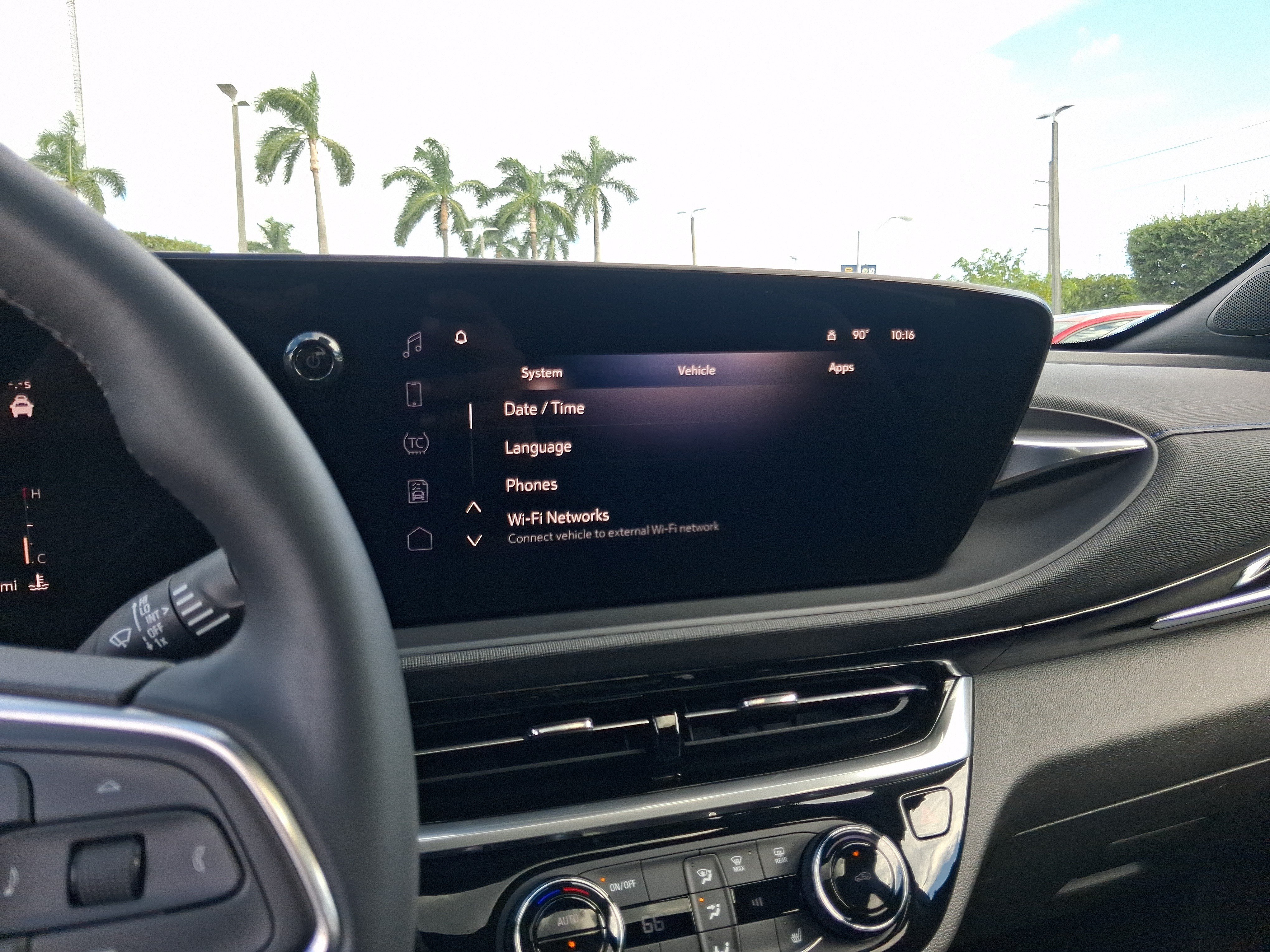 Used 2024 Buick Envista Sport Touring w/ Convenience I Package FWD image 14