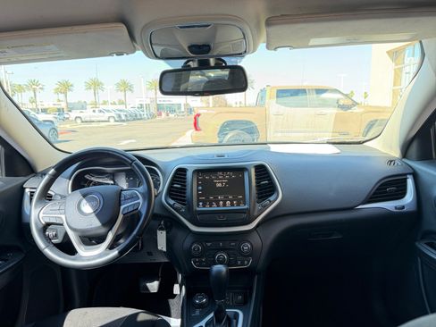 Used 2014 Jeep Cherokee Latitude w/ Trailer Tow Group image 18