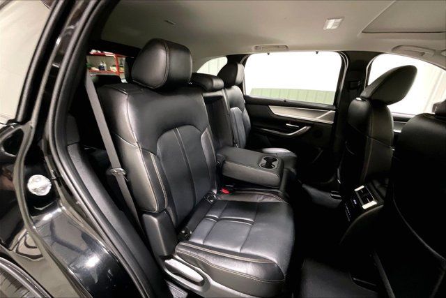Used 2025 MAZDA CX-90 3.3 Turbo w/ Preferred Package AWD/4WD image 27