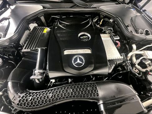 Used 2018 Mercedes-Benz E 300 image 9