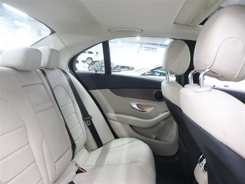 Used 2020 Mercedes-Benz C 300 4MATIC Sedan image 20