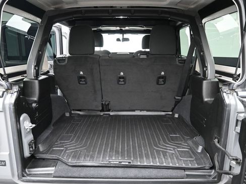 Used 2019 Jeep Wrangler Unlimited Sport AWD/4WD image 21