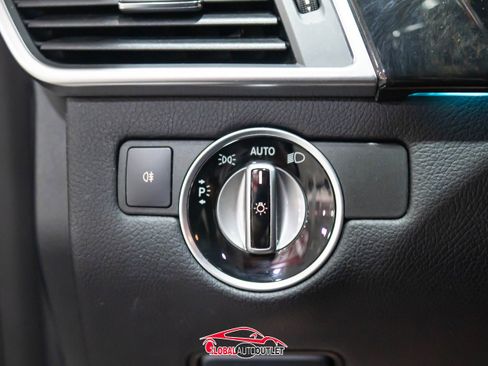 Used 2015 Mercedes-Benz ML 400 4MATIC image 37