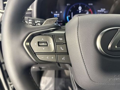 Certified 2025 Lexus LX 700h Overtrail AWD/4WD image 12