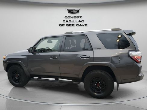 Used 2021 Toyota 4Runner SR5 Premium image 6
