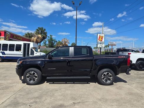 Used 2022 Chevrolet Colorado Z71 RWD image 2