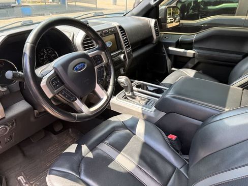 Used 2019 Ford F150 Platinum w/ Equipment Group 701A Luxury AWD/4WD image 7