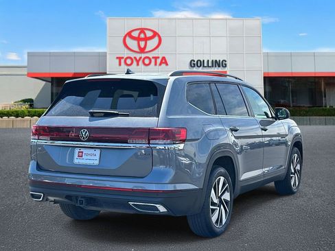 Used 2025 Volkswagen Atlas SE AWD/4WD image 5