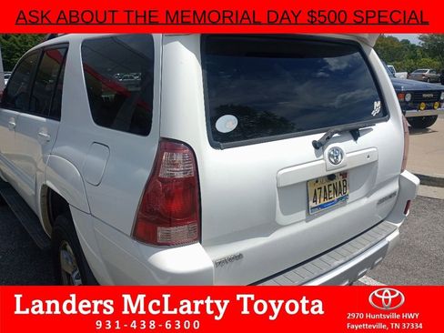 Used 2004 Toyota 4Runner SR5 RWD image 7