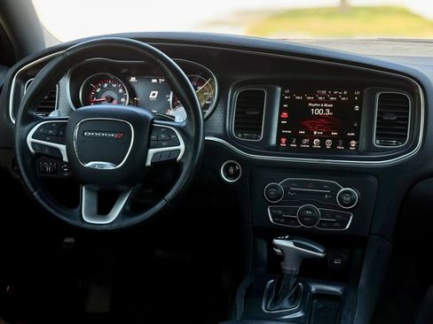Used 2015 Dodge Charger SXT w/ AWD Plus Group image 21