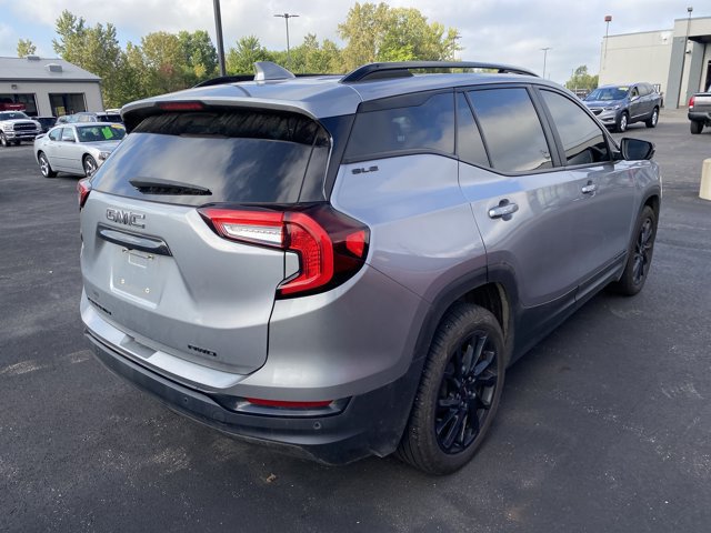Used 2023 GMC Terrain SLE w/ Driver Convenience Package AWD/4WD image 4
