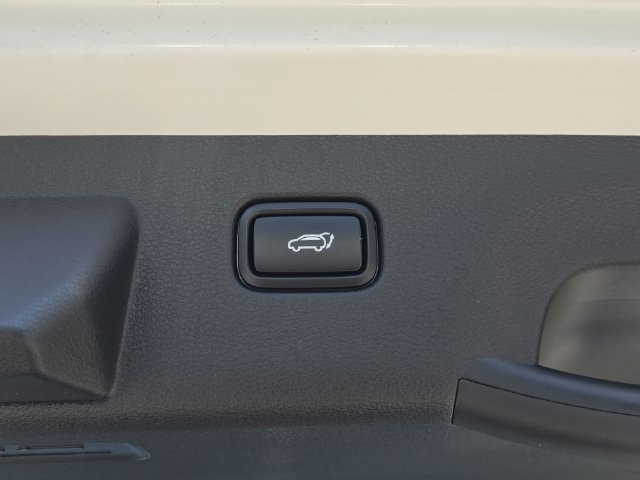 New 2026 Kia Sportage SX FWD image 7
