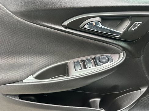 Used 2024 Chevrolet Malibu LT image 11