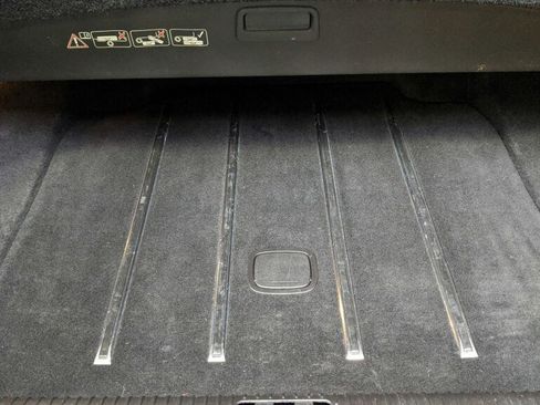 Used 2010 Jaguar XK Convertible image 32