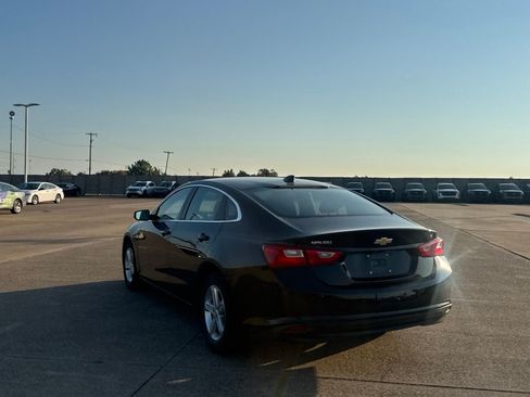 Used 2025 Chevrolet Malibu LT FWD image 18