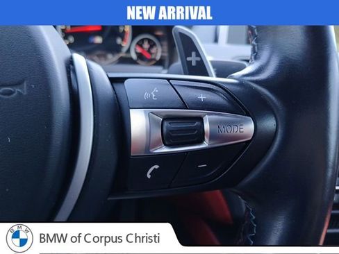 Used 2015 BMW M6 Coupe image 19