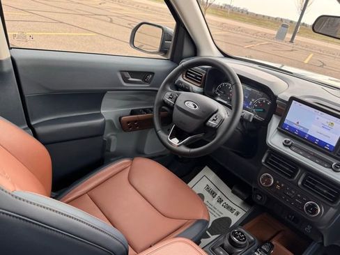 Certified 2024 Ford Maverick Lariat w/ 4K Tow Package AWD/4WD image 15