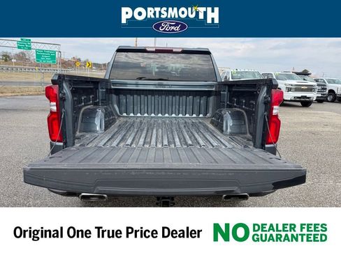 Used 2020 Chevrolet Silverado 1500 Custom Trail Boss w/ Custom Convenience Package image 12