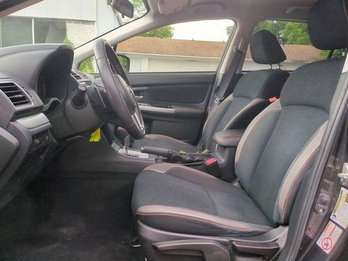 Used 2017 Subaru Crosstrek 2.0i Premium AWD/4WD image 21