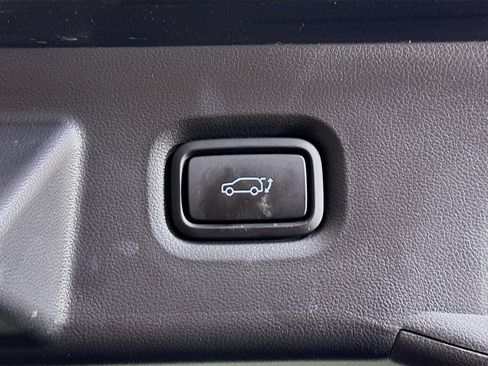 Used 2023 Hyundai Ioniq 5 SEL RWD image 28