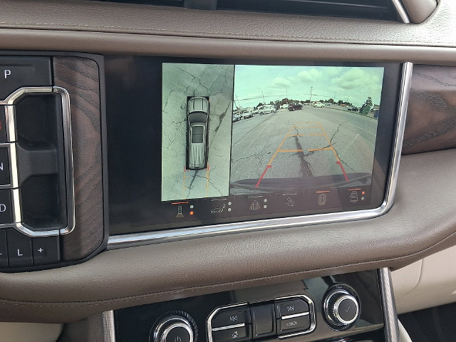 Certified 2023 GMC Yukon XL Denali w/ Denali Reserve Package AWD/4WD image 19