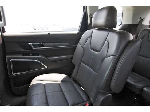 Used 2022 Kia Telluride SX AWD/4WD image 12