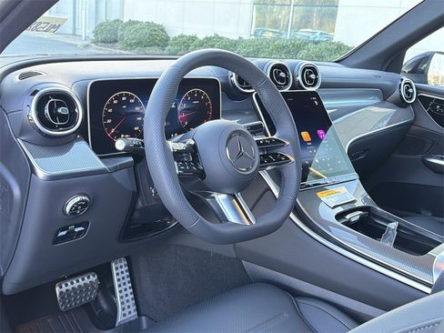New 2025 Mercedes-Benz GLC 300 4MATIC image 10