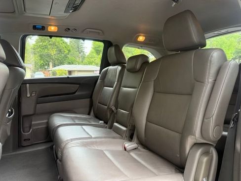 Used 2013 Honda Odyssey Touring image 41