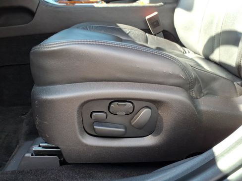 Used 2015 Lincoln MKS w/ Equipment Group 101A FWD image 14