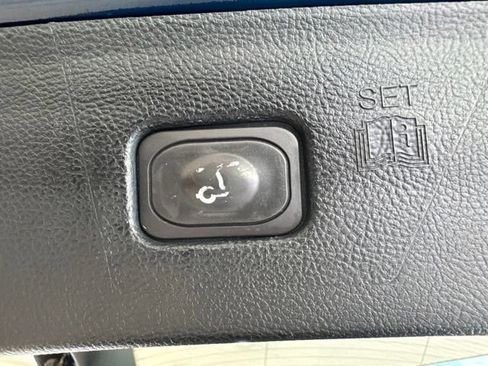 Used 2020 Ford Edge SEL w/ Convenience Package AWD/4WD image 33