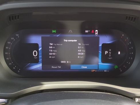 New 2026 Volvo XC60 B5 Plus w/ Protection Package Premier AWD/4WD image 23