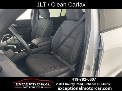 Used 2025 Chevrolet Traverse LT w/ Driver Confidence Package FWD image 33
