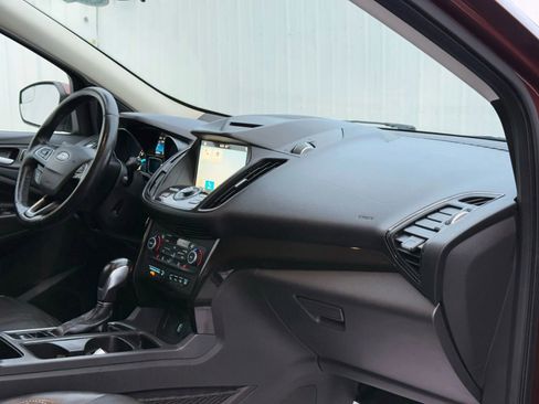 Used 2018 Ford Escape Titanium image 19