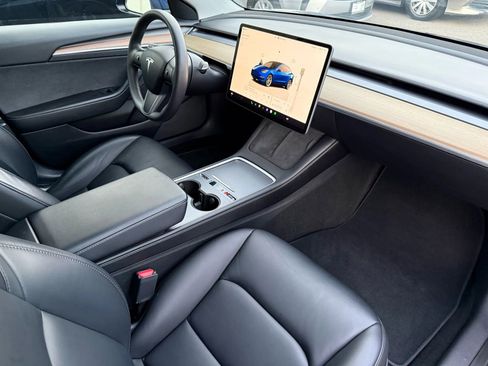 Used 2022 Tesla Model 3 image 21