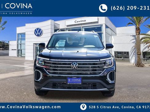 New 2026 Volkswagen Atlas SE image 2