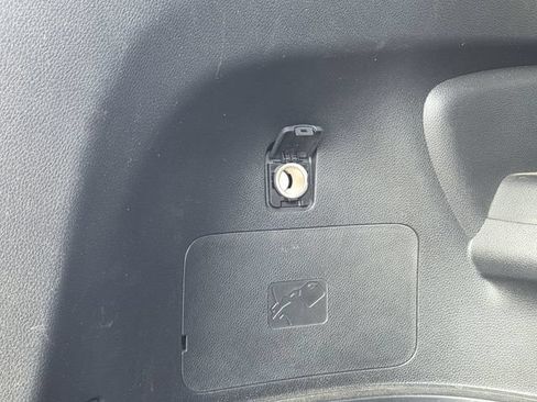Used 2017 Honda Pilot EX-L image 31