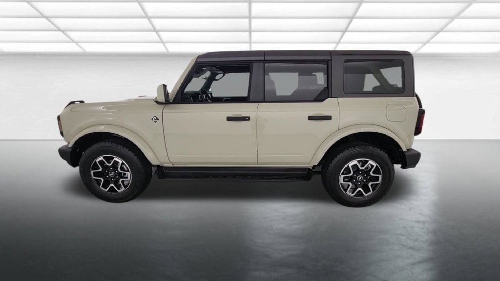 New 2026 Ford Bronco Outer Banks AWD/4WD image 5