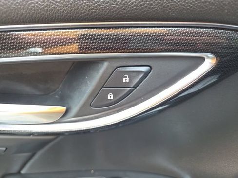 Used 2021 Buick Envision Essence w/ Sport Touring Package AWD/4WD image 42