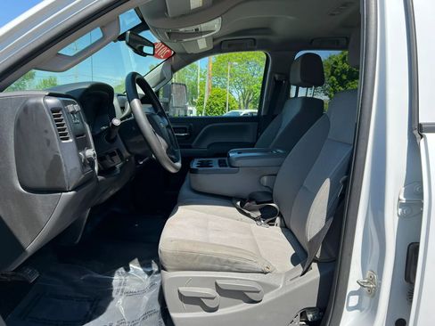 Used 2019 Chevrolet Silverado 2500 W/T w/ WT Convenience Package RWD image 20