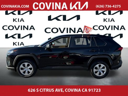Used 2022 Toyota RAV4 LE image 5