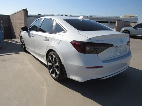 Certified 2025 Honda Civic Sport image 4