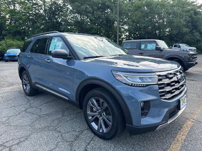 Certified 2025 Ford Explorer Active w/ Active Comfort Package