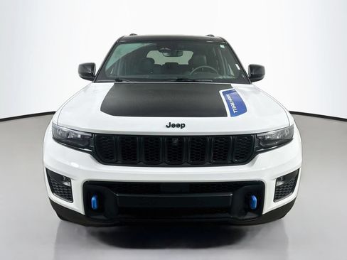 Used 2023 Jeep Grand Cherokee Trailhawk AWD/4WD image 2