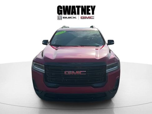 Used 2022 GMC Acadia SLT w/ Elevation Edition FWD image 2
