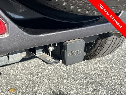 Used 2021 Jeep Wrangler Unlimited Sahara image 32