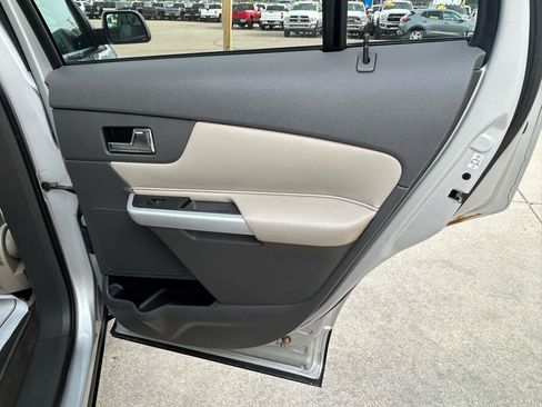 Used 2013 Ford Edge SEL FWD image 15