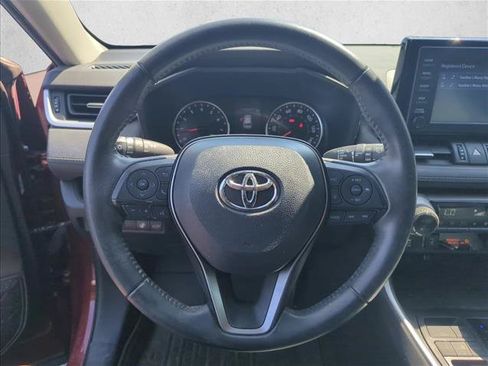 Used 2019 Toyota RAV4 XLE Premium w/ Cold Weather Package FWD image 13