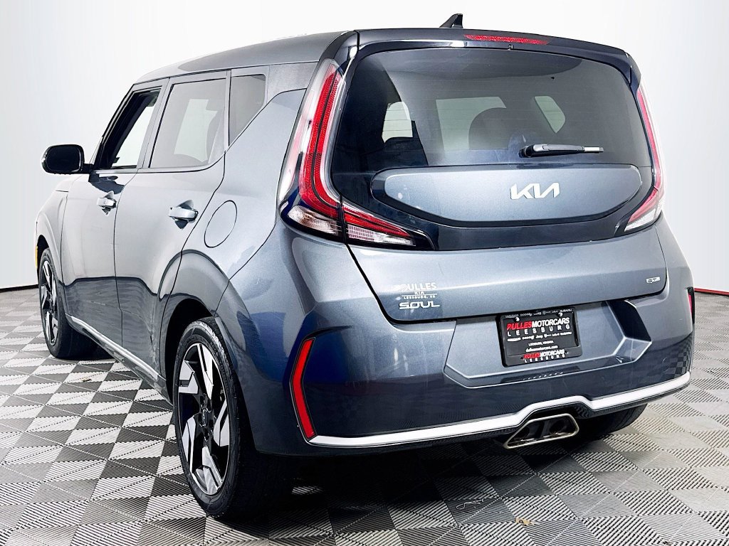 Used 2024 Kia Soul GT-Line FWD image 5